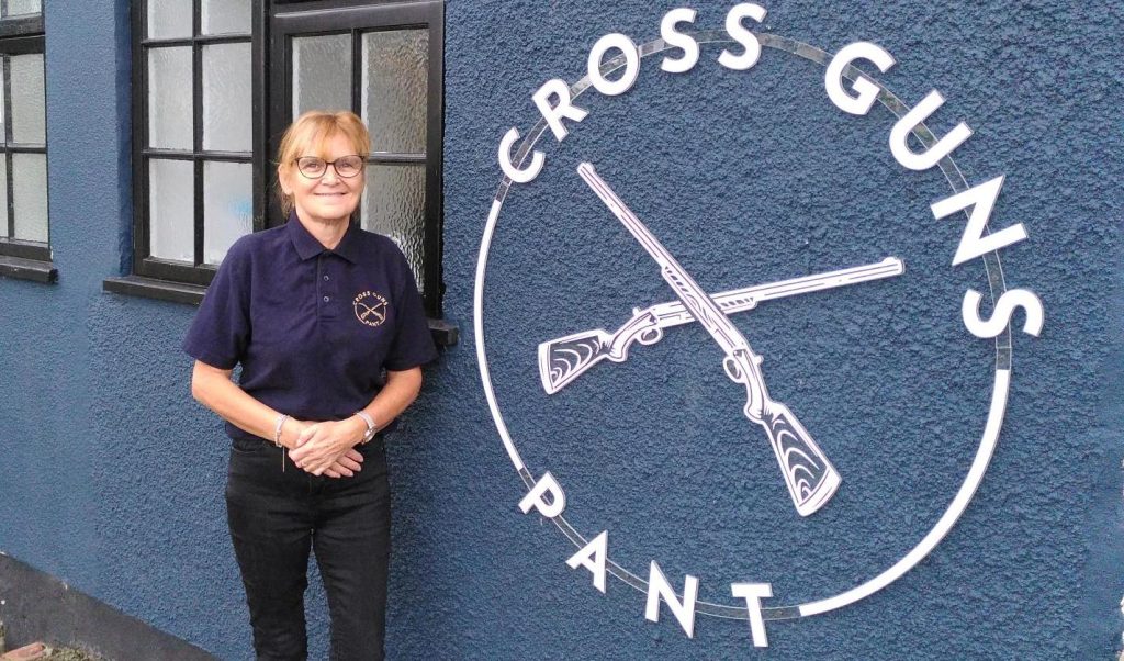 Mo Hale at the Cross Guns Inn